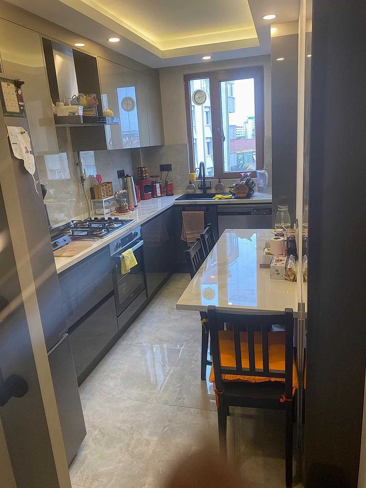 maltepe-akrilik-mutfak-dolabi